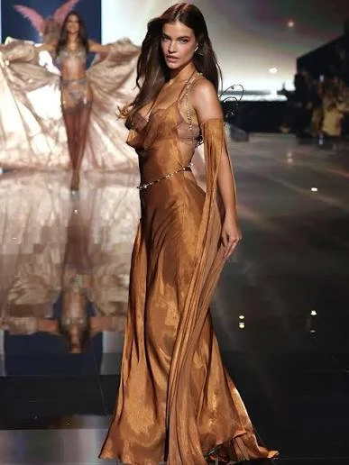 Victoria Secret — photo 1