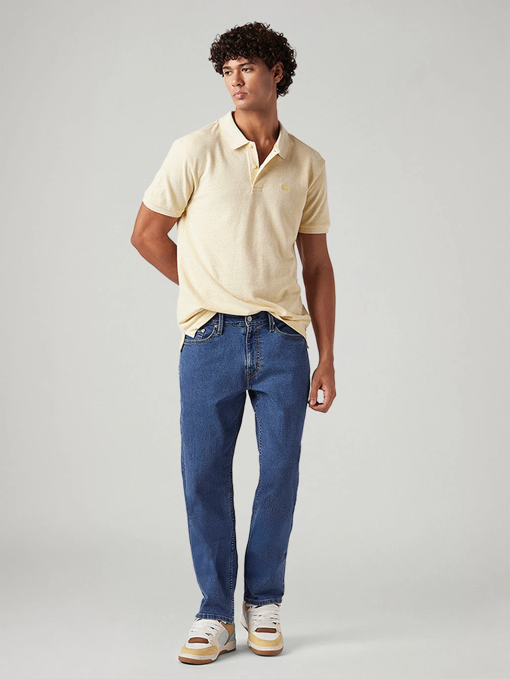 Levi's — photo 1