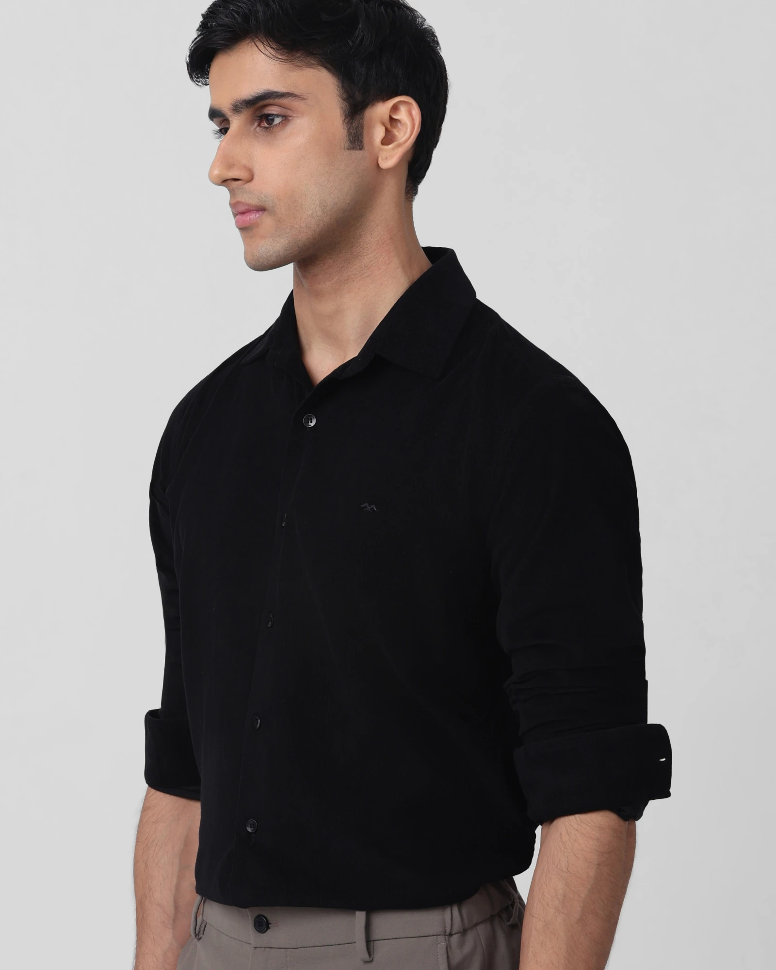 Men Black Slim Fit Solid Casual Shirt — photo 3
